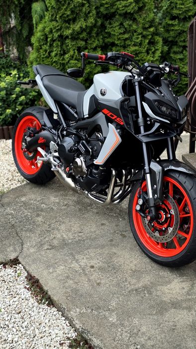 Yamaha mt09 ice fluo salon polska 7500km bezwypadkowy akrapovic carbon