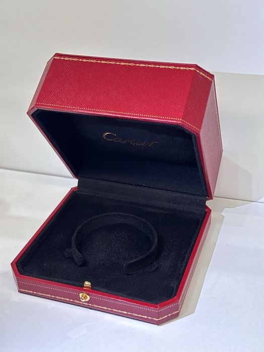 Коробки  Cartier