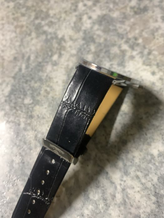 Часы женские MOVADO кожаный ремешок