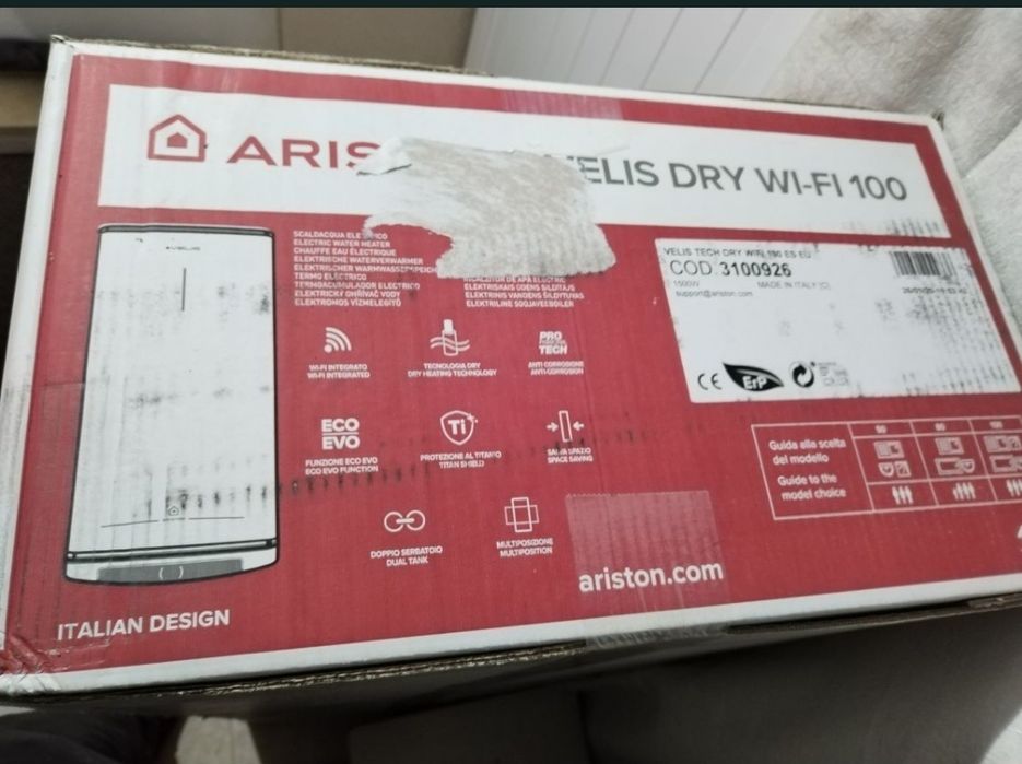Termoacumulador  Ariston Velis  Tech Dry 100L