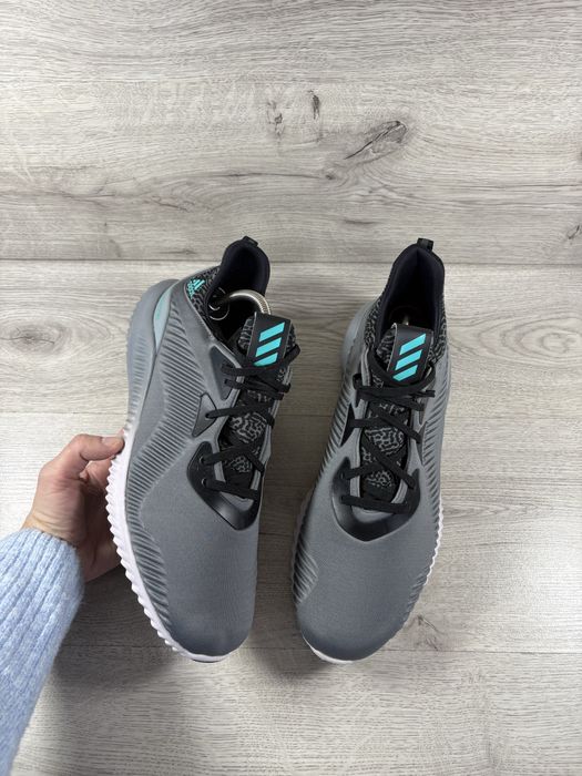 Adidas Alphabounce чоловічі кросівки 44.5 розмір