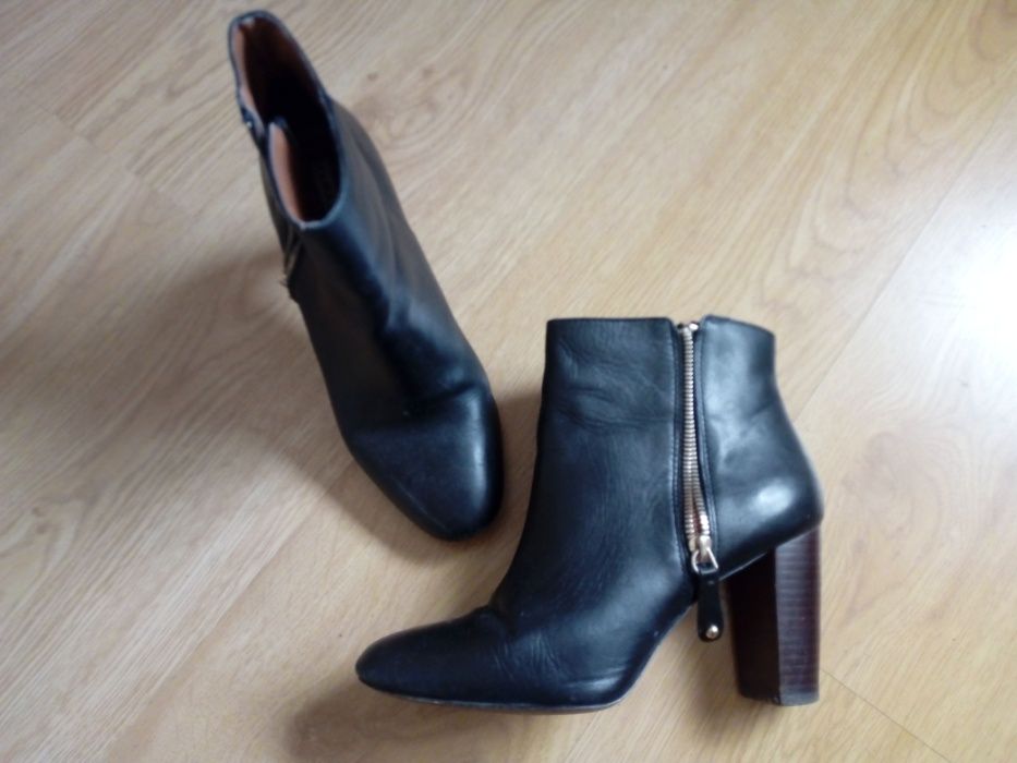 Botins pretos Zara
