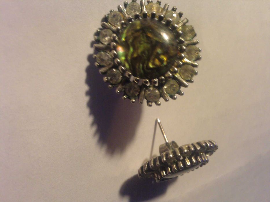 Перстень с искусств. опалом, б/размерн., юв. сплав, б/у, отл. сост.