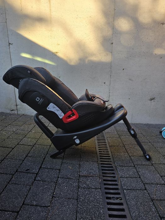 Joie Stages Isofix – fotelik samochodowy baza 0-25 kg