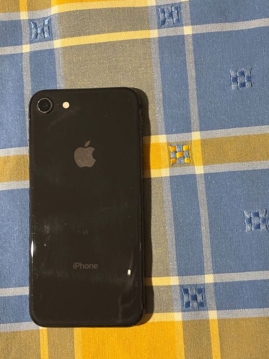 Iphone 8 64gb a funcionar