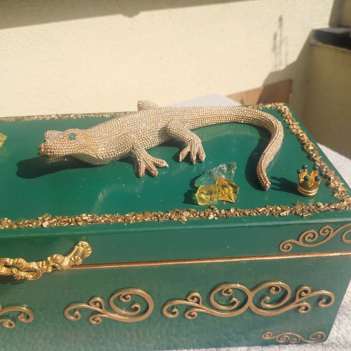 Szkatułka Pani Miedzianej góry