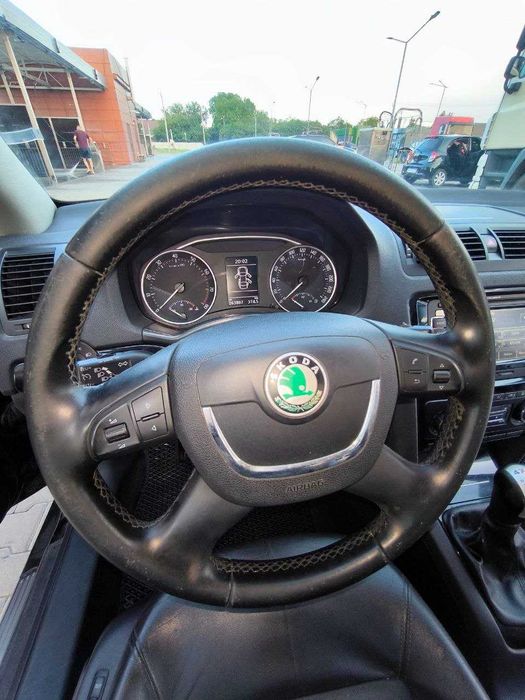 Skoda Octavia 2009 VIN TMBKK61ZXA2027084 фото оголошення 4 з 11