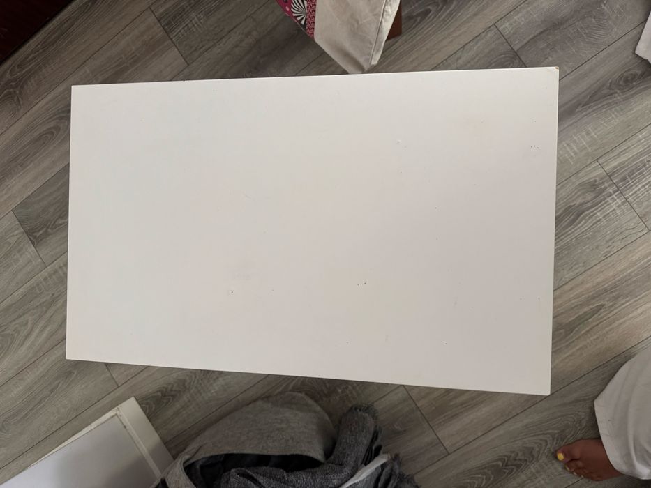 Mesa de cabeceira IKEA NORDLI