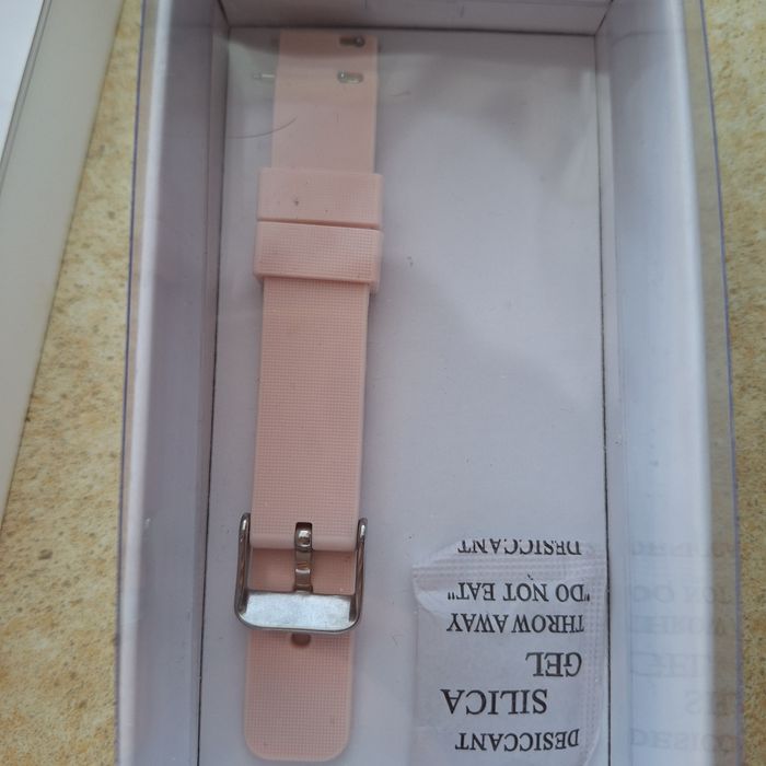 Смарт годинник новий