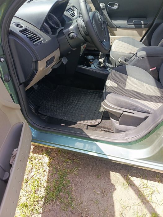 Свіжопригнане авто