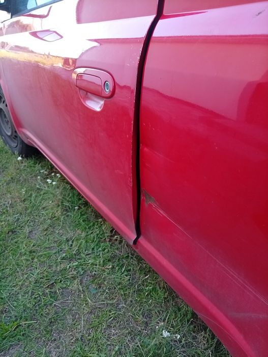 Toyota Yaris 1.0 benzyna