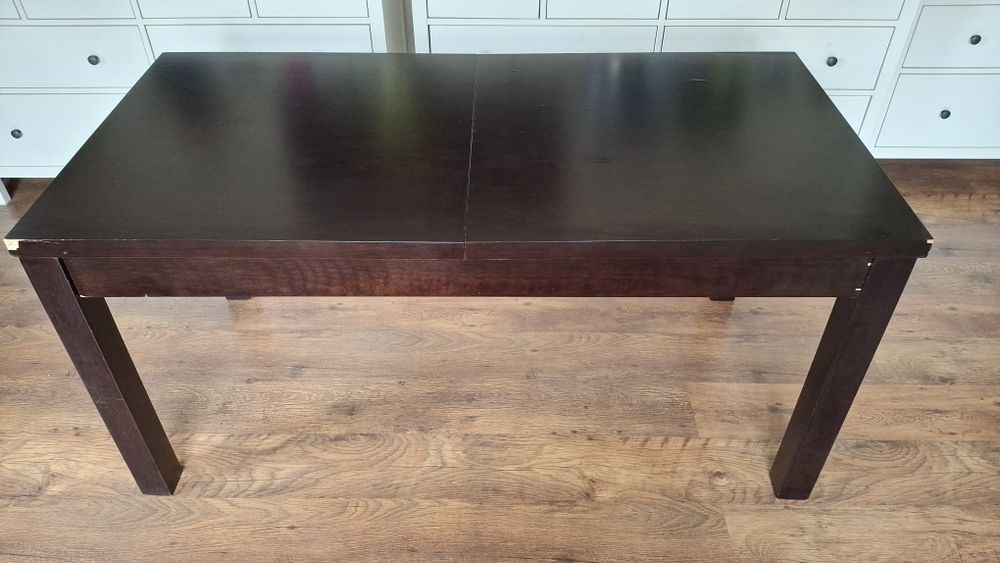 Stoł do jadalni rozkładany