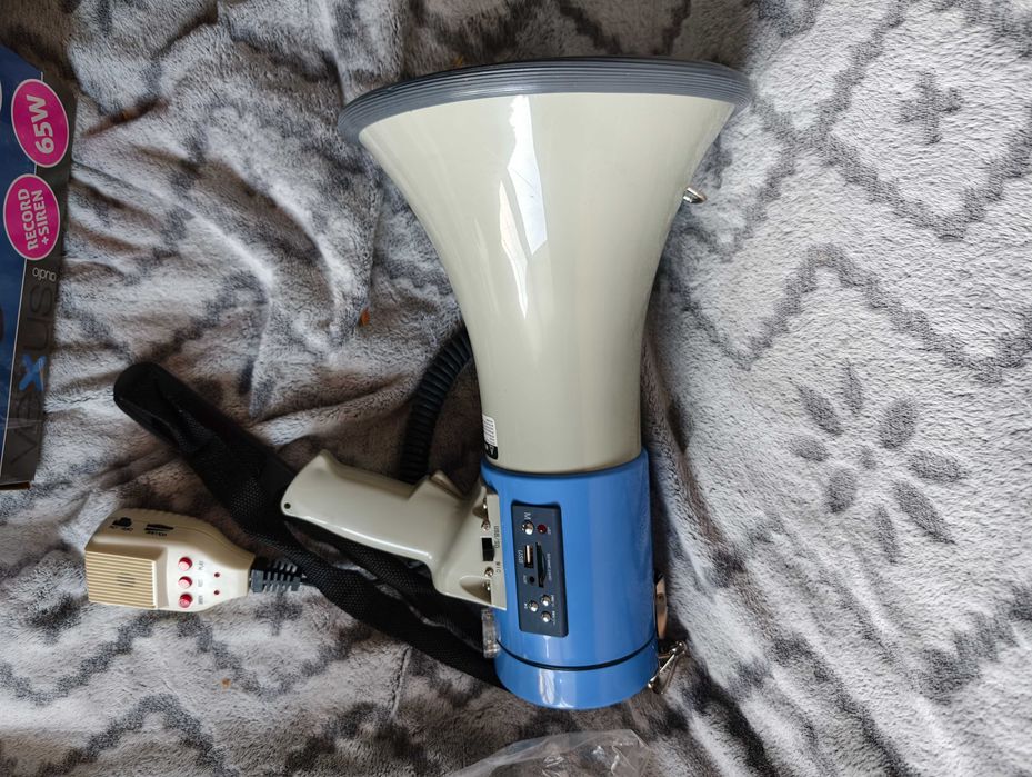 Megafon 65W VONYX usb mp3 aux