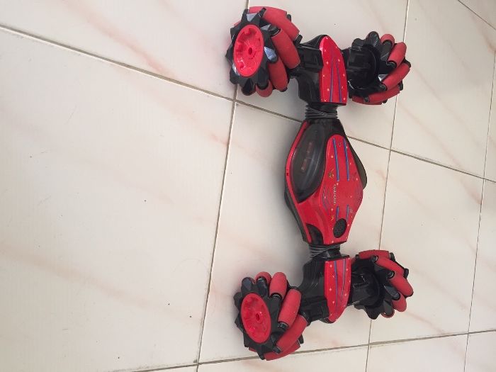 Carro telecomandado Stunt car