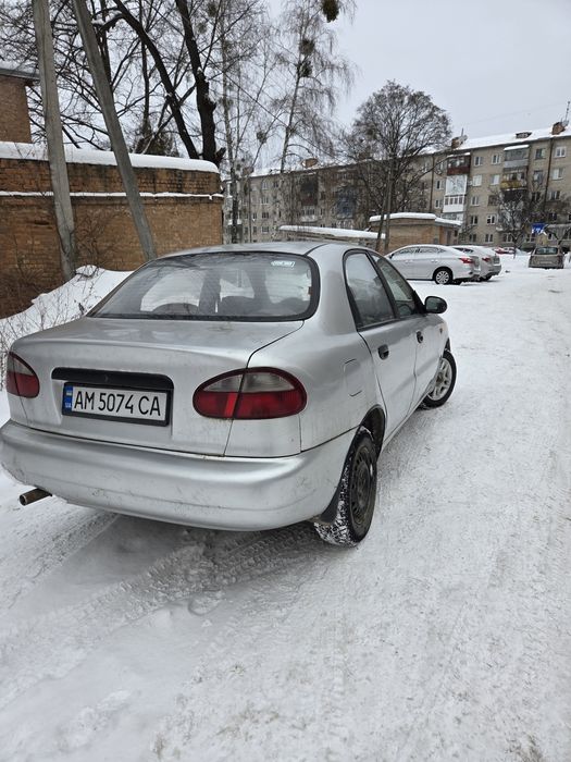 Продам Lanos 1.5 газ бензин 2006 год