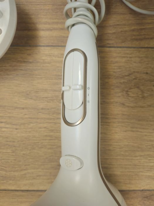 Фен philips hp8232