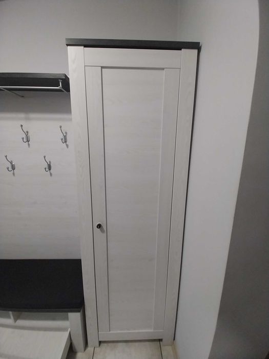 Zestaw mebli do przedpokoju