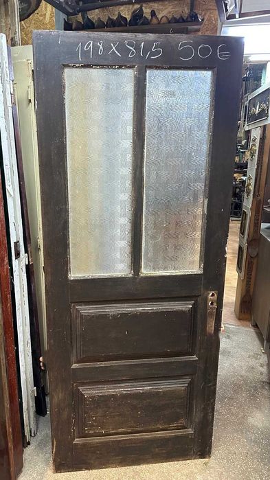 Portas antigas em madeira exotica aptas a serem usadas