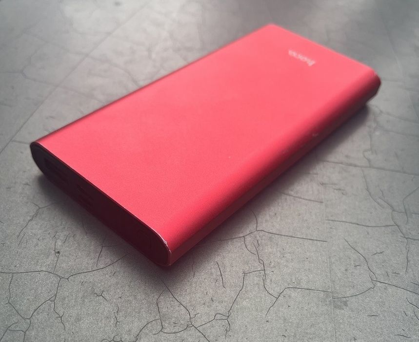 Продаю Power Bank hoco, 10000 mAh