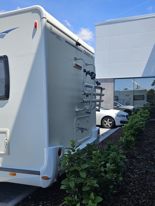 Autocaravana perfilada 2 camas sempre feitas 6 dormidas  4 lugares 68 Mil kms
