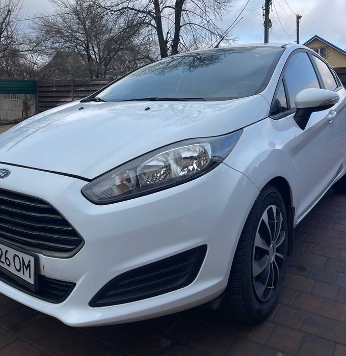 Автомобіль Ford Fieasta