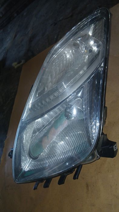 Farol Toyota Prius de 2003 a 2009
