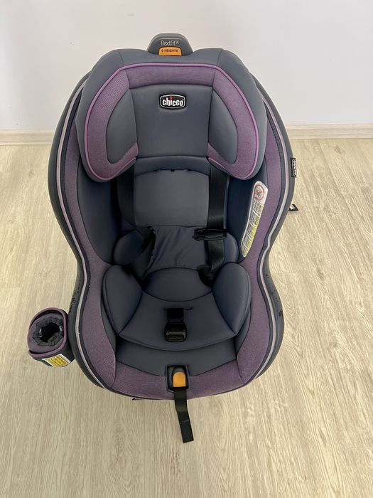 Автокрісло Chicco NextFixx Zip