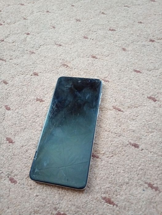 Продам телефон Motorola g14