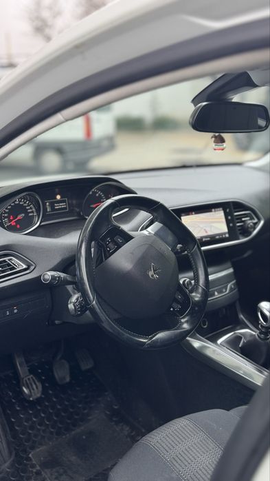 Peugeot 308 1.5 diesel Versão allure