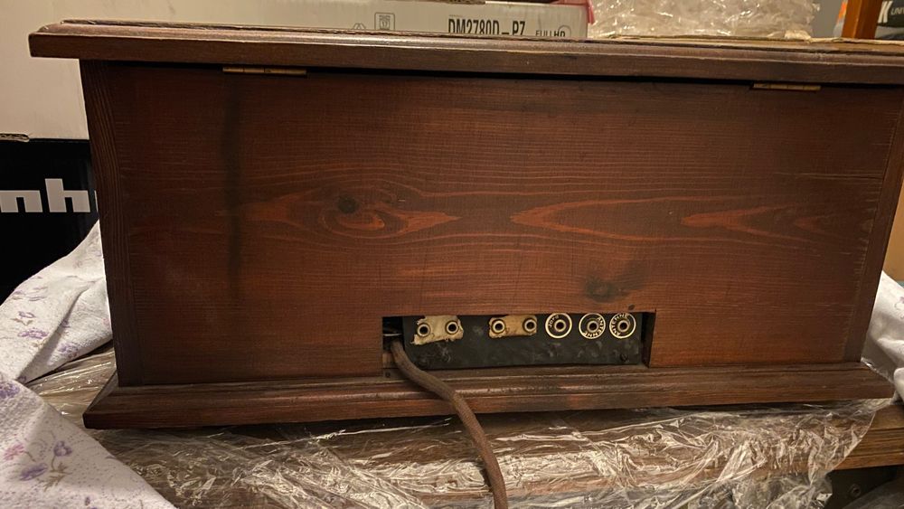 Stare Ciekawe radio na wzór Atwater Kent USA
