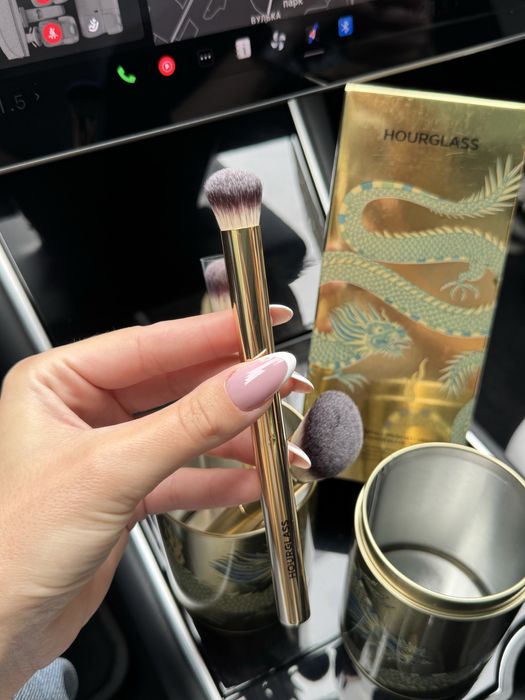 Лімотований набір пензликів Hourglass