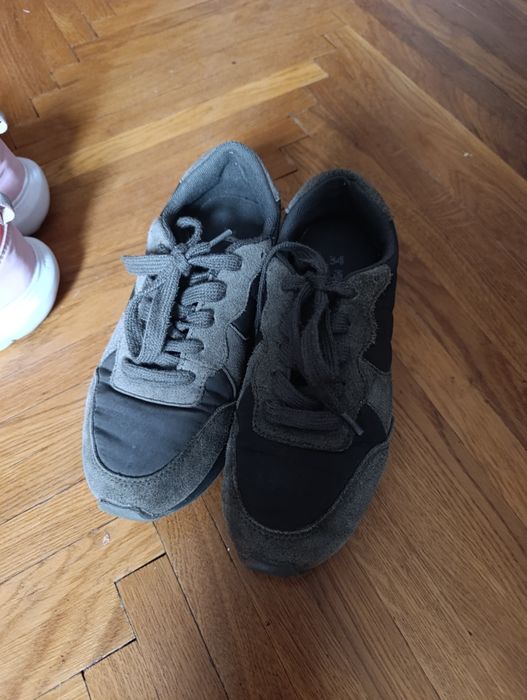 Кросівки Mango Decathlon