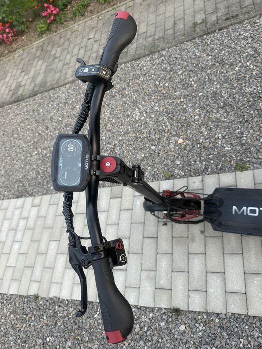 Motus 10 Pro Daytona