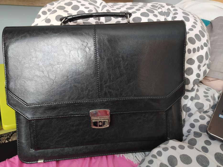 Teczka męska skórzana, czarna.