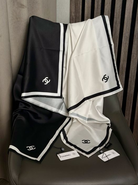 В НАЯВНОСТІ! Хустка платок шалик шовковий Chanel 90x90 см