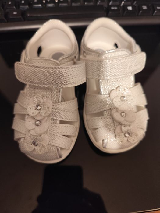 Sandalias Flavia chicco menina tam.21