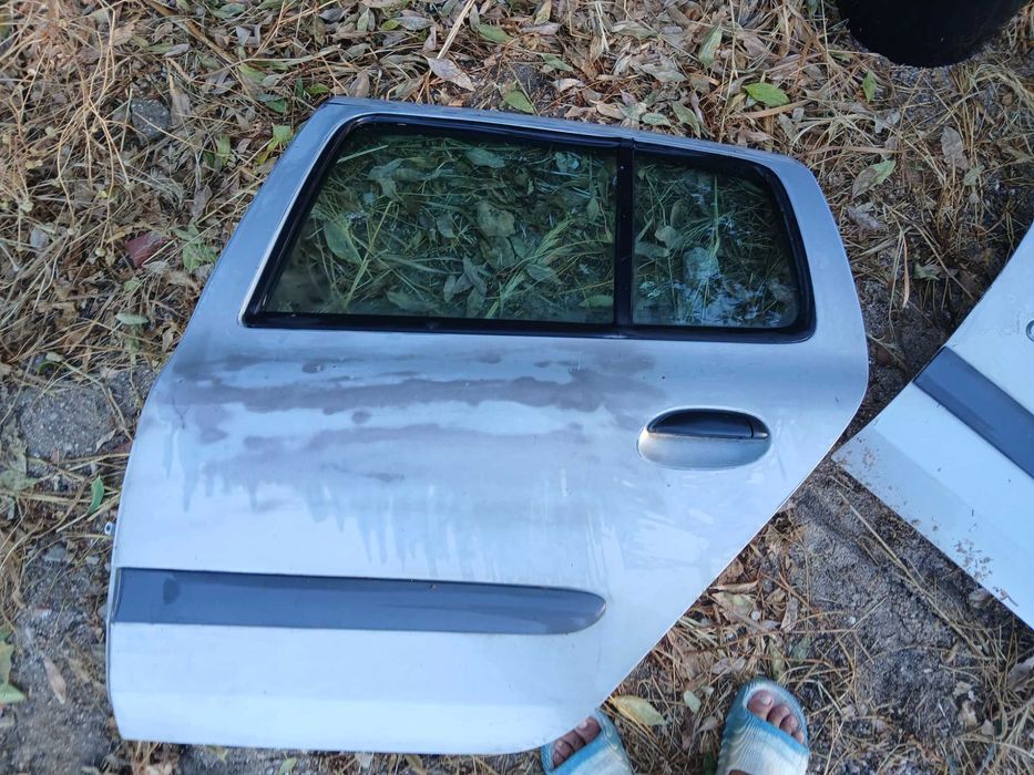 Portas completas com vidro a funcionar e outras peças Renault clio 2