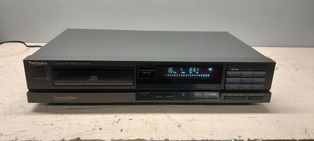 Odtwarzacz CD Technics SL-P202A
