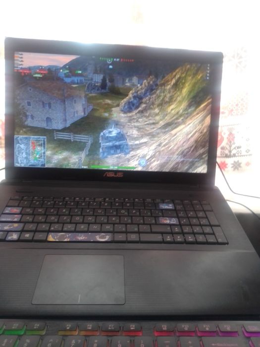 Ноутбук asus x75a / ssd480 / 8GB op / i3проц