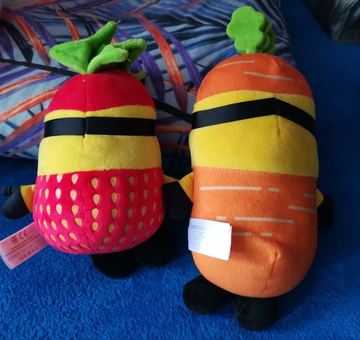 Maskotki Minionki marchewka  i truskawka