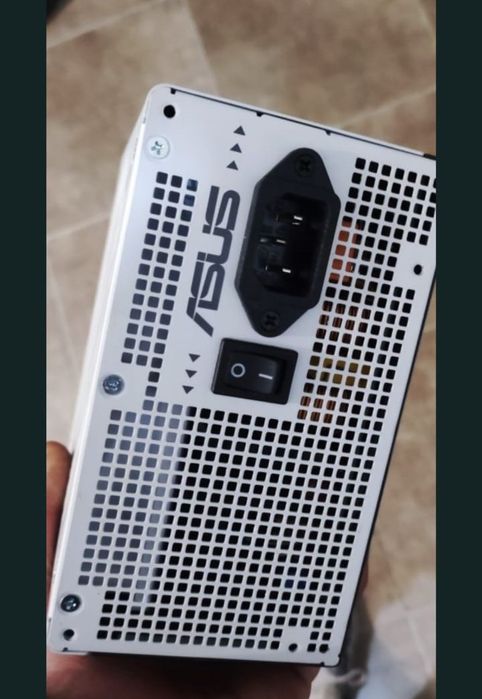 Fonte da asus 750w