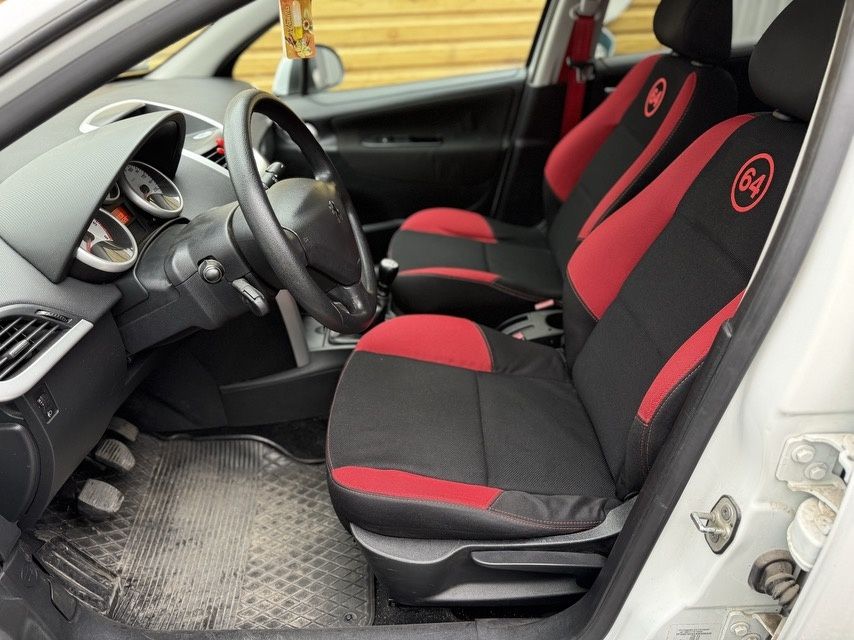 Продам Peugot 207 1.6 дизель 2010