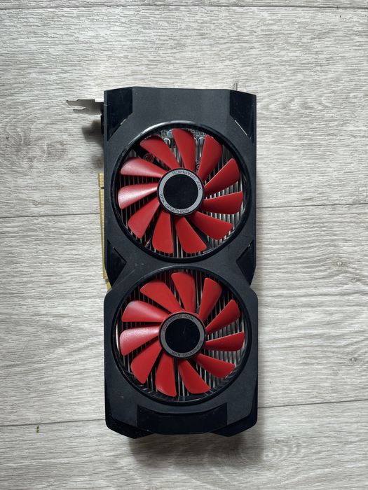 Відеокарта Sapphire rx 570 XFX rx470 8gb на пломбах!