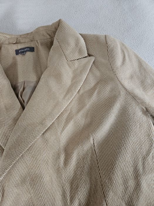 Beżowy dwurzędowy prążkowany płaszczyk Marynarka Principles 16
