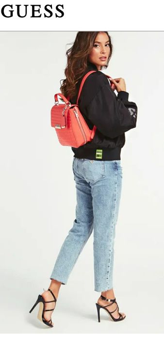 Продам рюкзак Guess