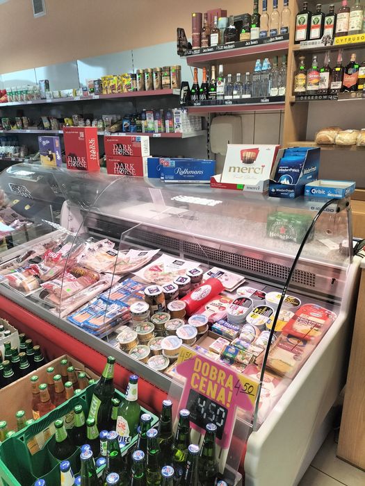 Lada chłodnicza i szafy chłodnicze