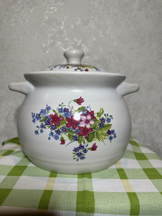 Керамічна кастрюля для запікання