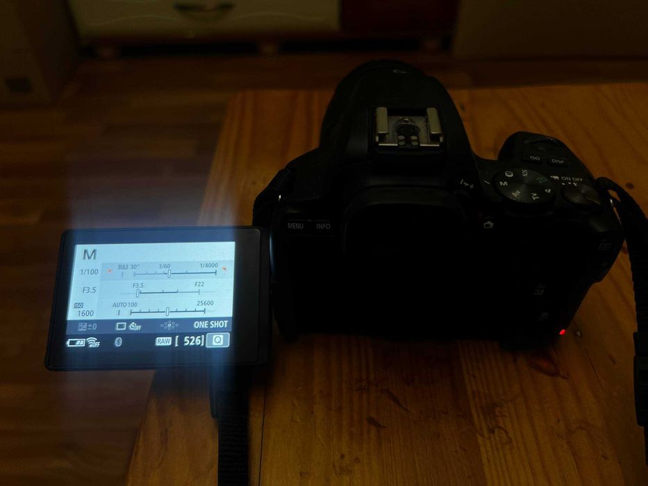 Фотоаппарат Canon EOS 250D Kit 18-55mm + Объектив 50mm f/1.8