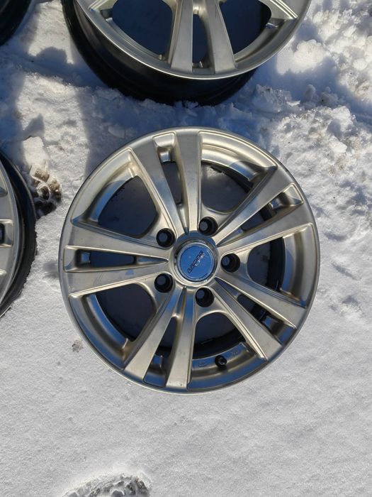 Felgi aluminiowe 5x114,3 R14