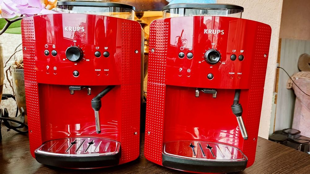 Кавомашина Krups EA81* - Автоматична кавоварка